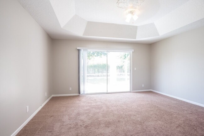 Building Photo - 109 Black Olive Crescent