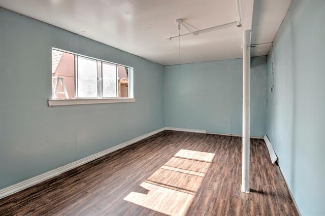 Building Photo - 929 Dodson St