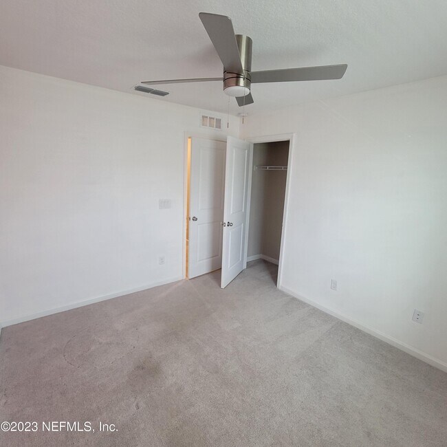 Building Photo - 51 Appleton Ct