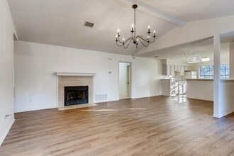 Building Photo - 4501 Kalama Dr