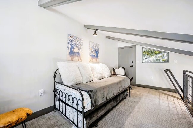 Building Photo - 1237 CO-103