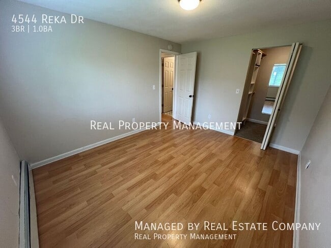 Building Photo - 4544 Reka Dr