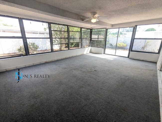 Building Photo - 3/2/1 1412 Sq. Ft. home with renovated kit...