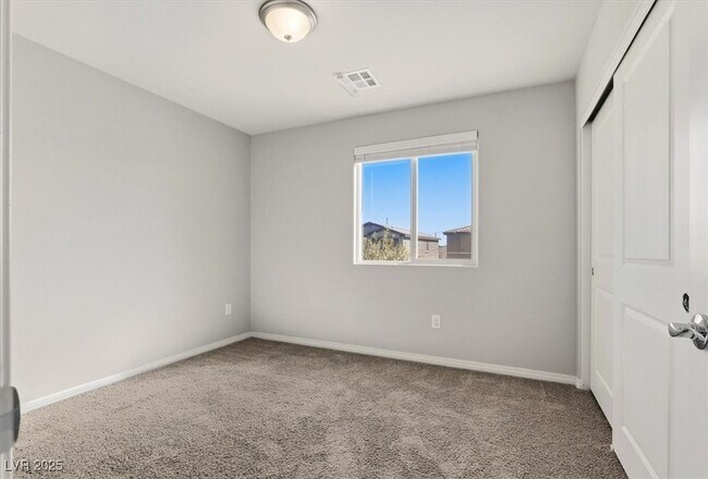 Building Photo - 3828 Ramura Ave