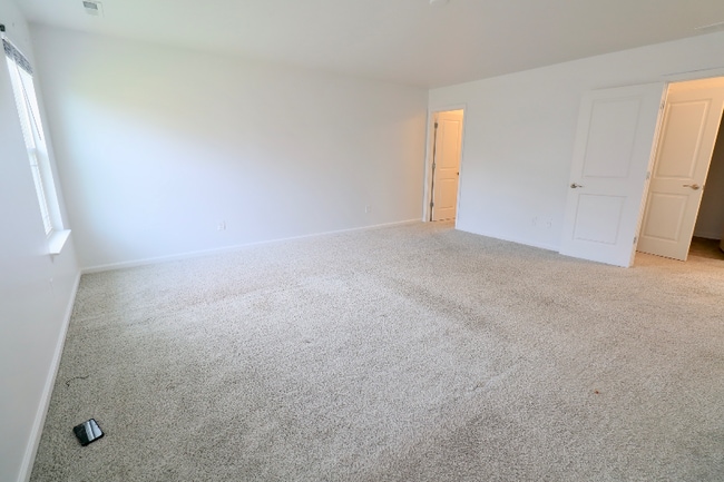 Building Photo - 9207 Foudray Cir N