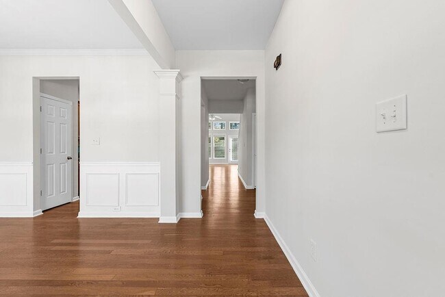 Building Photo - 3476 Harvest Ridge Ln NE