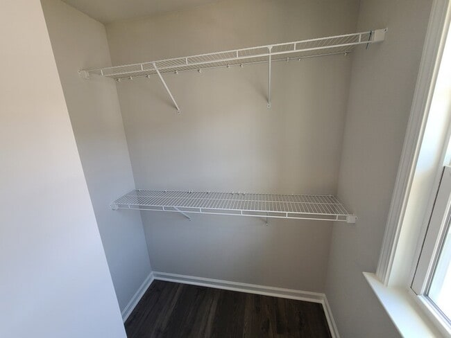 Building Photo - 3 Bed and 3 Bath Brand new ready for move-...