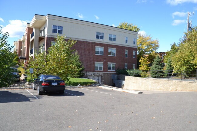 Building Photo - 1505 5th St N