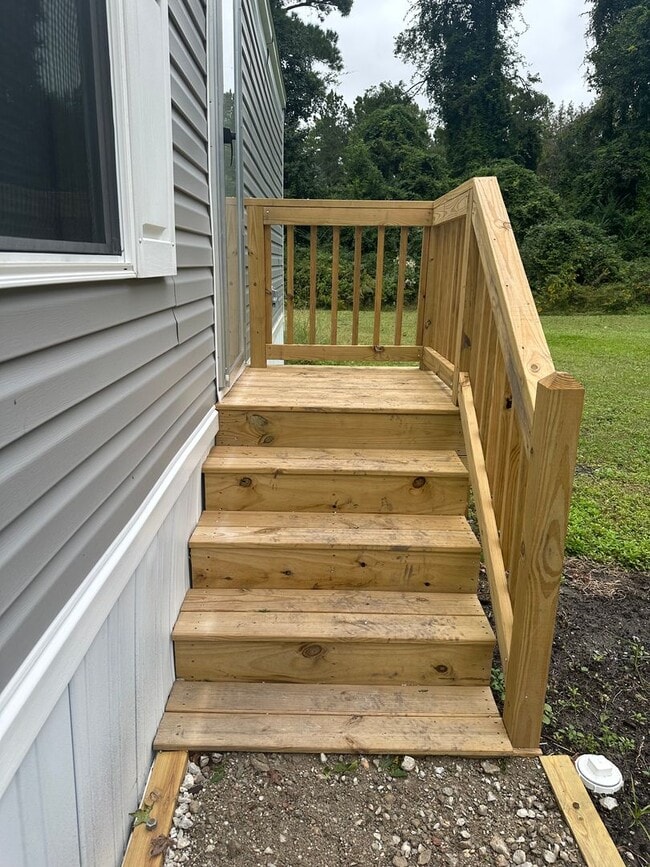 Building Photo - 145 Littleton St