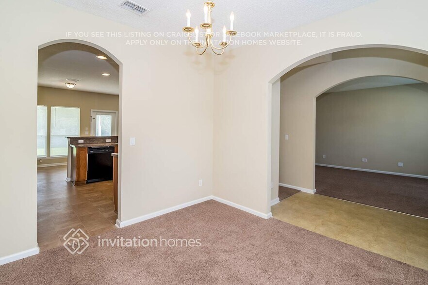 Building Photo - 9134 Prosperity Lake Dr