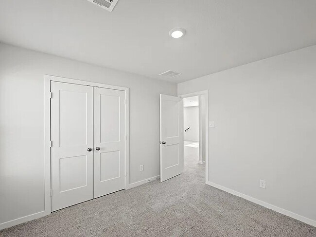 Building Photo - 17119 King Eider Rd