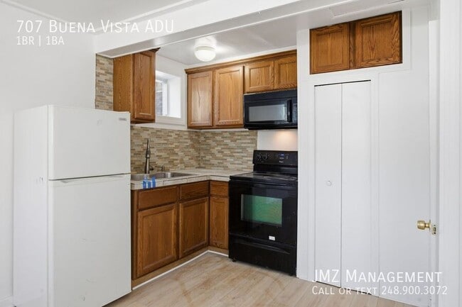 Building Photo - 707 Buena Vista Ave