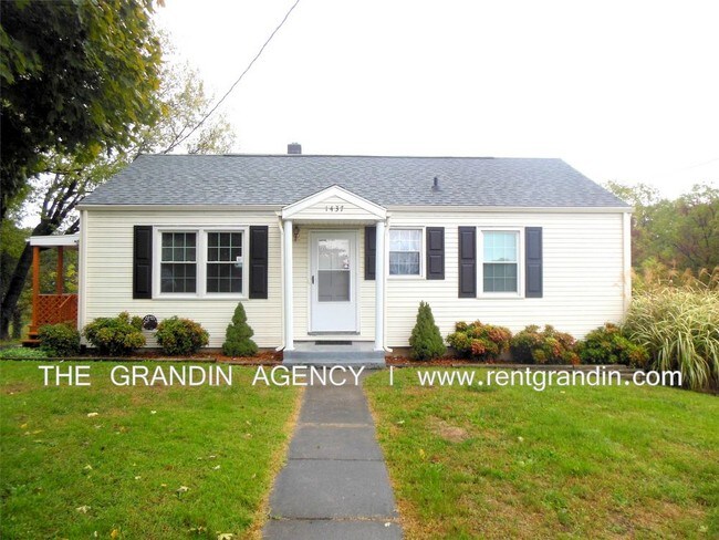 Building Photo - 1437 Gun Club Road Northwest