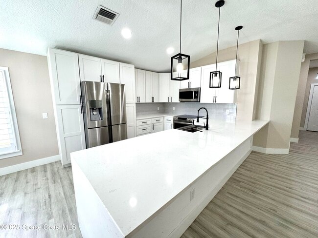 Building Photo - 210 Wickham Lakes Dr