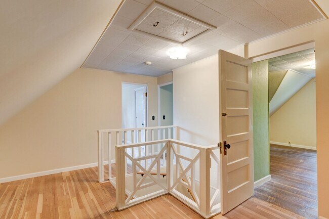 Building Photo - 1302 - Wang Crosby Properties