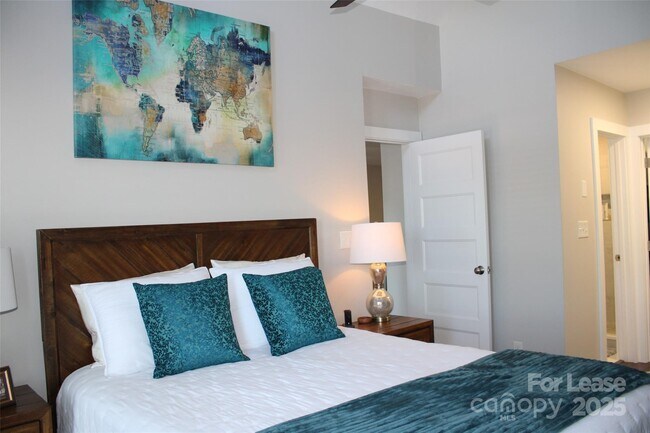 Building Photo - 18749 Vineyard Point Ln