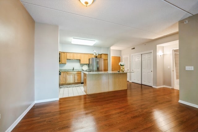 Building Photo - 1479 N Milwaukee Ave