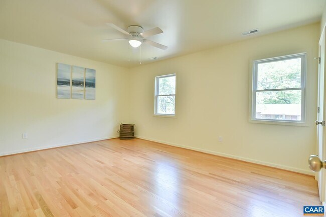 Building Photo - 144 Lake Saponi Dr