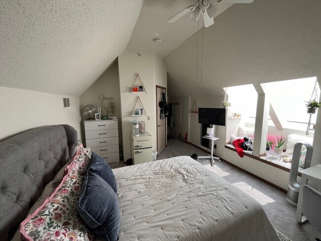 Loft Bedroom - 627 Iowa Ave