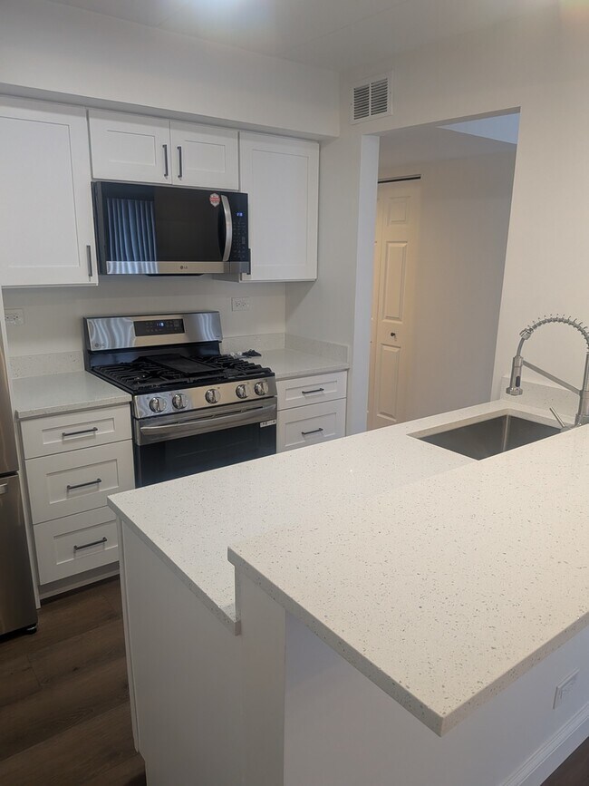 Building Photo - 201 E Janata Blvd