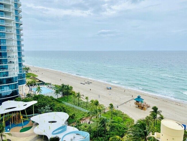 Primary Photo - 17375 Collins Ave