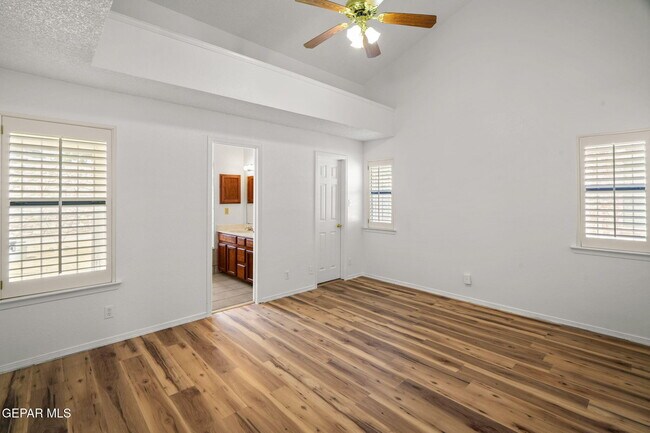 Building Photo - 568 Mogollon Cir