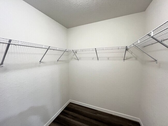 Building Photo - Beautifl Bedroom / 2 Bath Home in Ocklawaha!