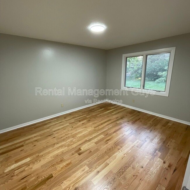 Building Photo - 8229 Halifax Ct N