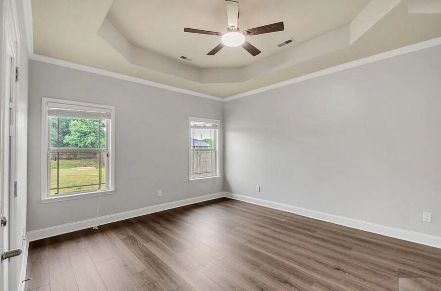 Building Photo - 24580 Silent Spring Dr