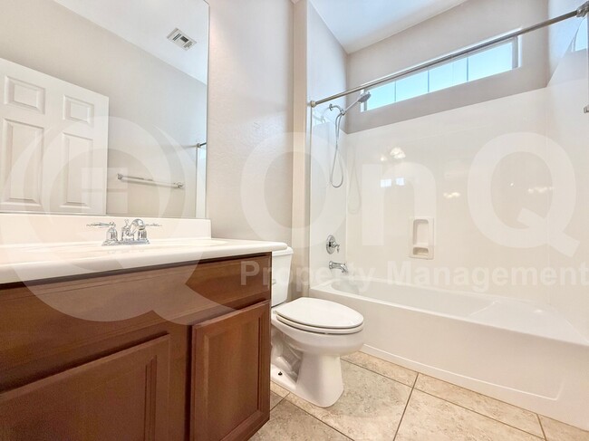 Primary Photo - 2849 E Fandango Dr