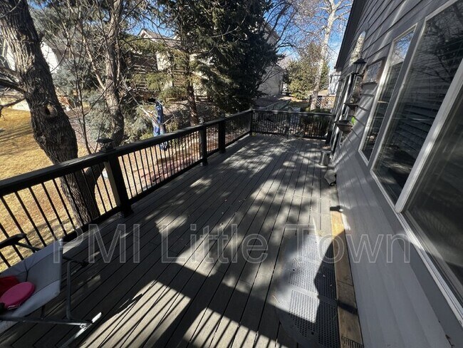Building Photo - 10647 W Bellwood Pl