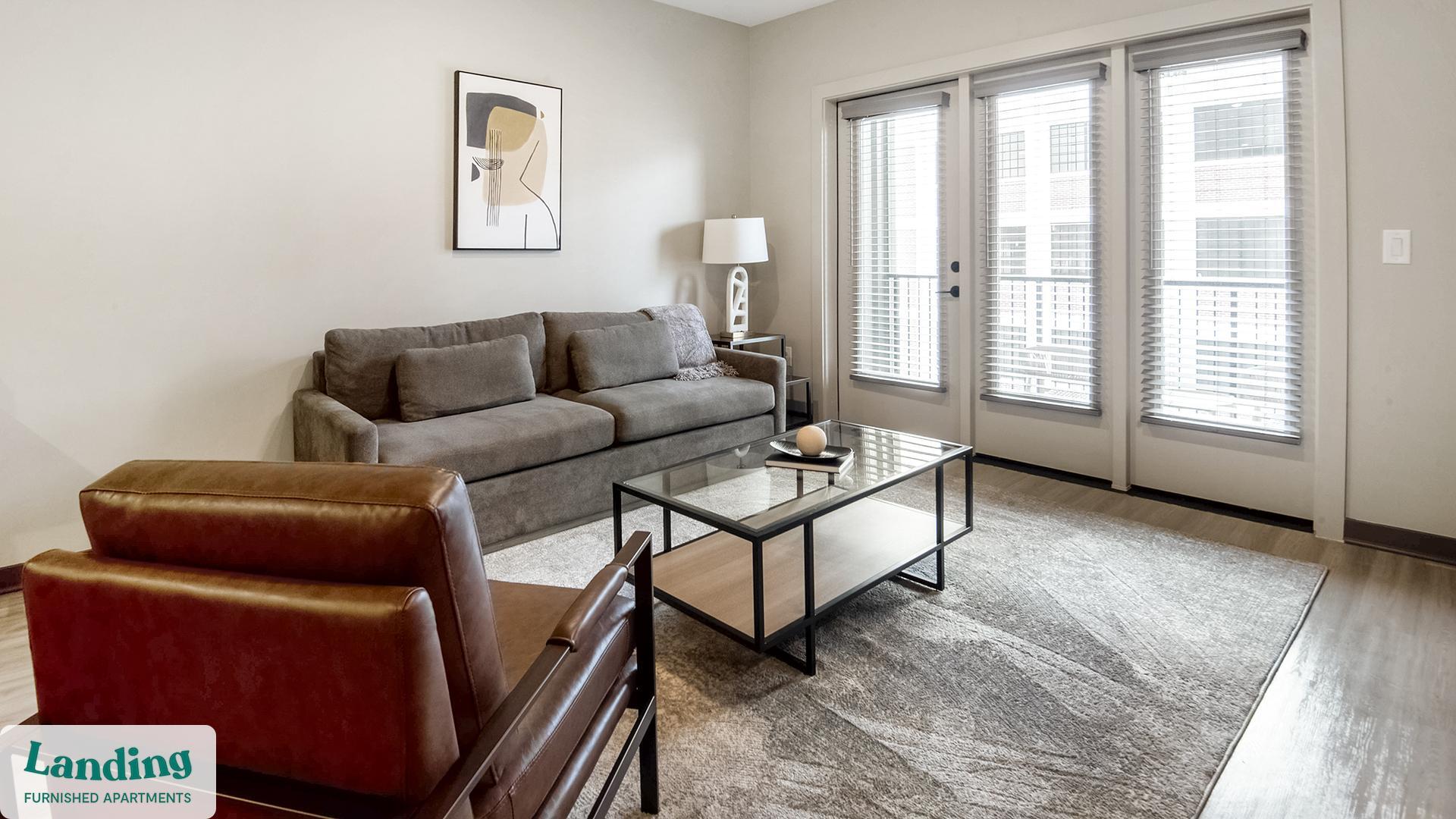 Building Photo - 645 N Front St