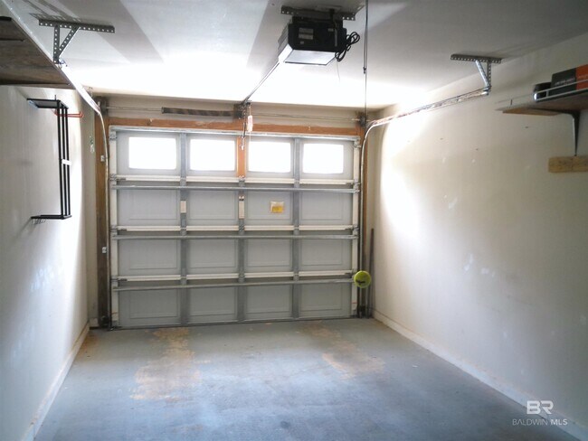 Building Photo - 1517 Regency Rd