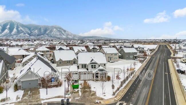 Building Photo - 2247 Silver Leaf Dr