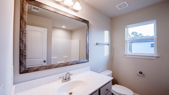 Building Photo - 203 Cromer Rd