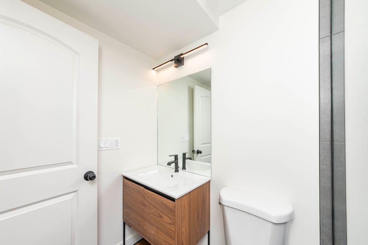 Building Photo - 2825 N Rockwell St