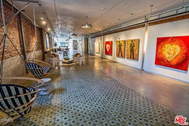 Building Photo - 527 Molino St
