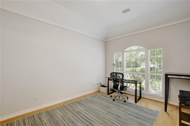 Building Photo - 8905 Colberg Dr