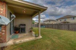 Building Photo - 1004 Gentry Dr