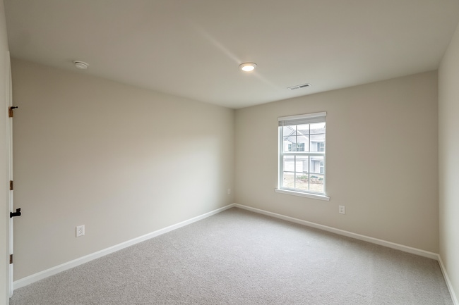 Building Photo - 5514 Hydrangea St