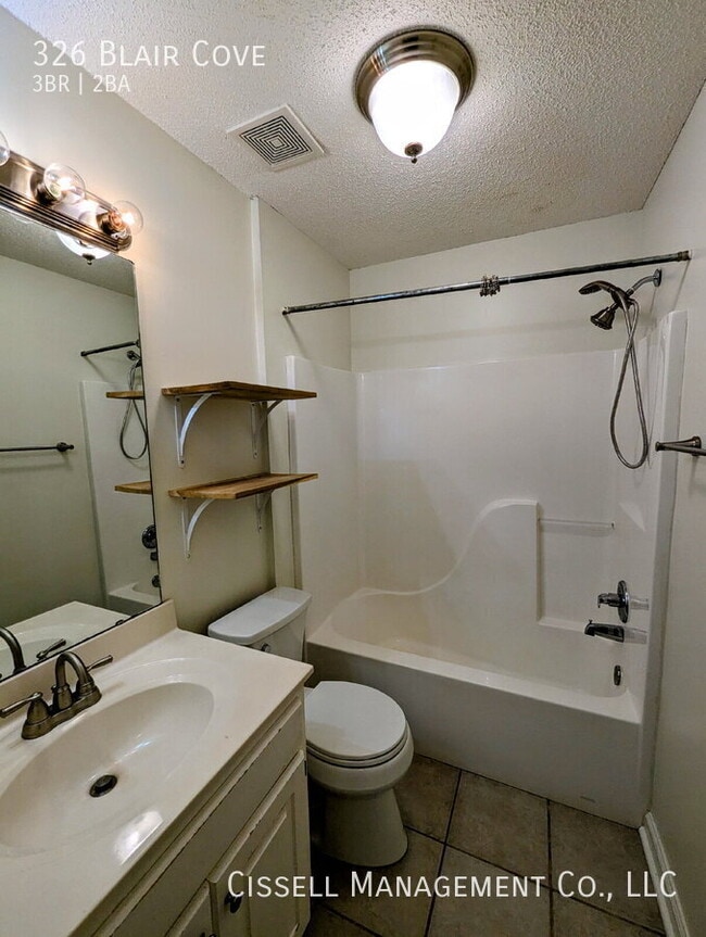 Building Photo - 326 Blair Cove