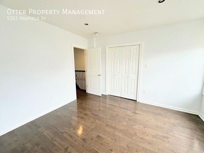 Building Photo - Lovely 3BR/1.5BA West Philly Home Washer/D...