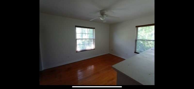 Building Photo - 2943 St Johns Ave