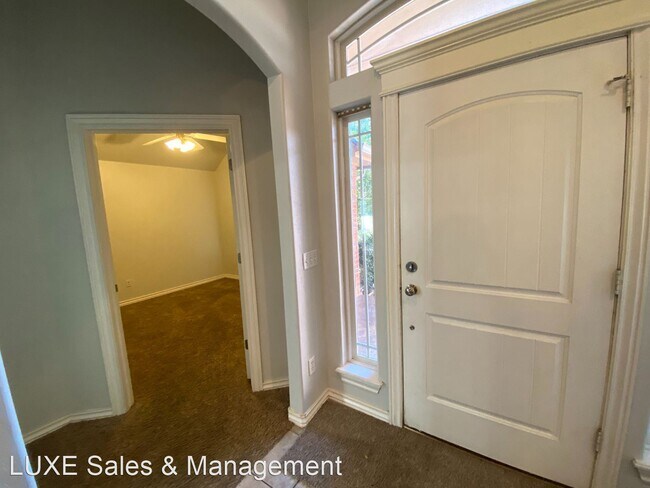Building Photo - 4 br, 2 bath House - 2405 NW 152nd Street