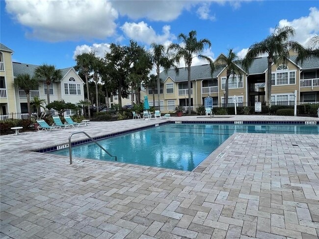 Building Photo - 1027 S Hiawassee Rd