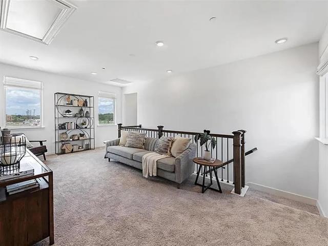 Building Photo - 6200 King's Path