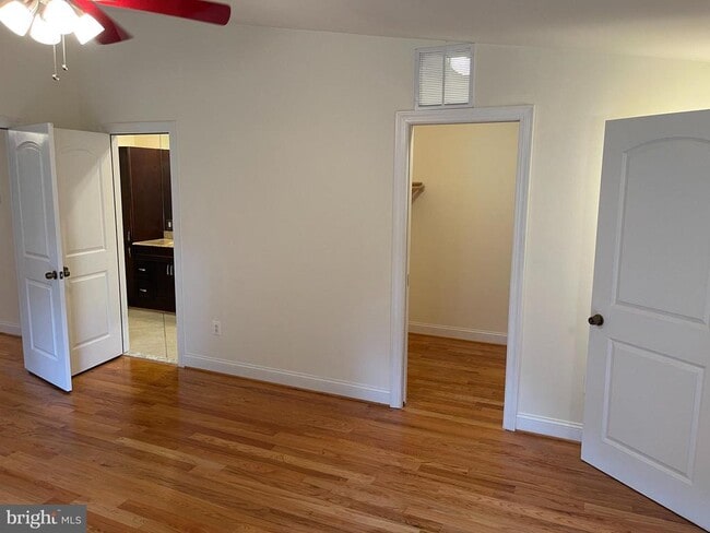 Building Photo - 118 Quaint Acres Dr