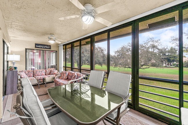 Building Photo - 5687 Fairway Park Dr