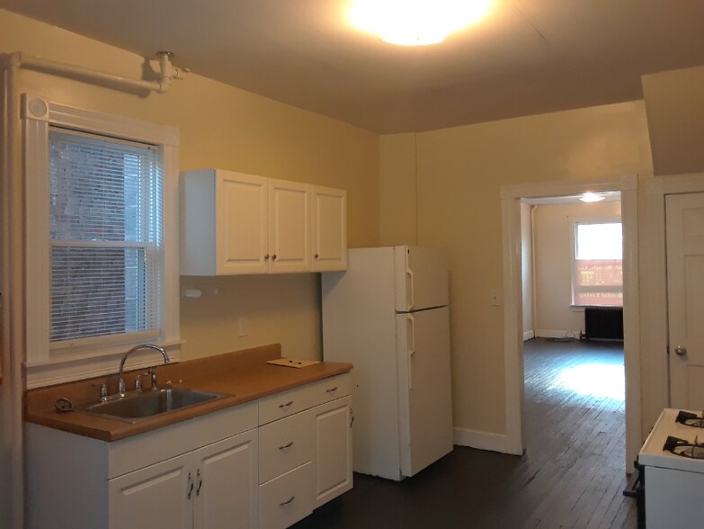Building Photo - 39 Meyers Ct