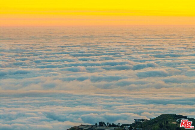 Building Photo - 501 Sadie Rd